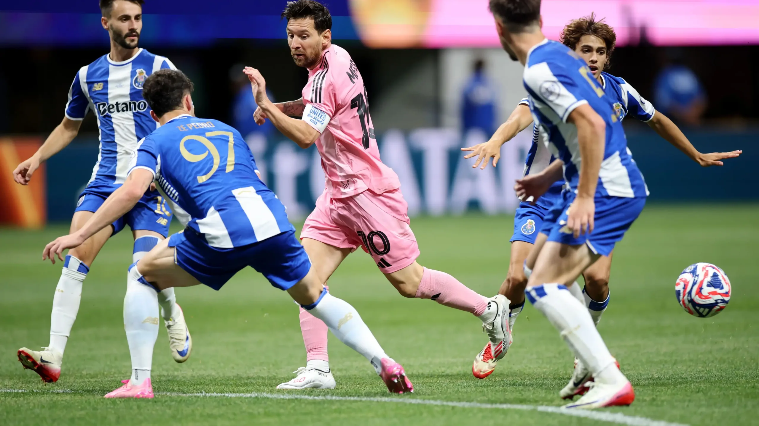 How to Watch Porto vs Al Ahly in the FIFA Club World Cup 2025